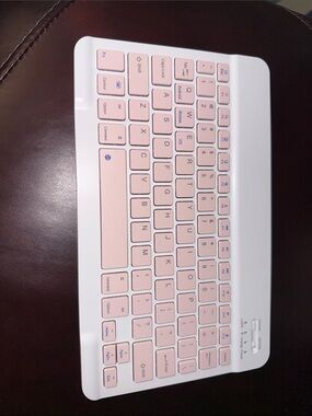 Wireless Bluetooth Tablet Keyboard - Pink White